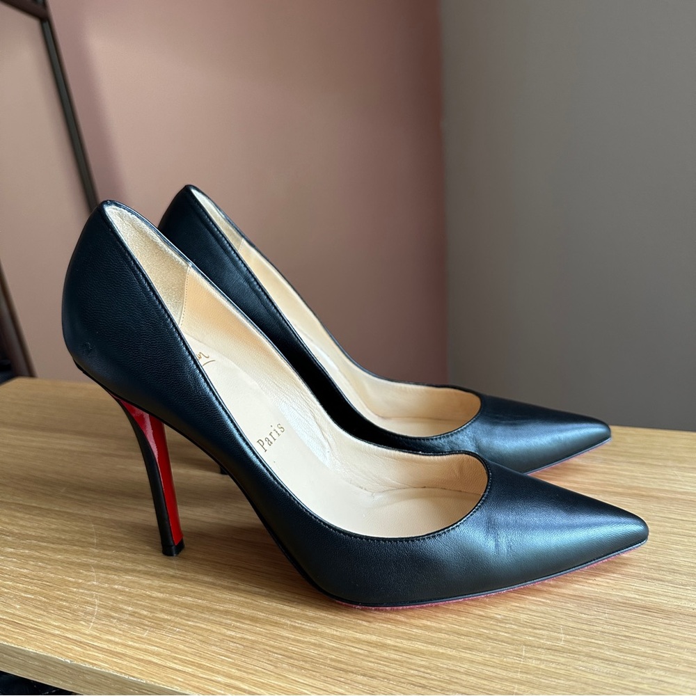 Christian Louboutin Black Leather ‘Apostrophe’ Pumps 85mm